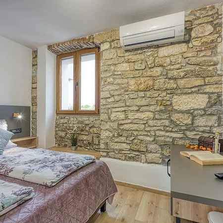 Bed & Breakfast Materada 3*